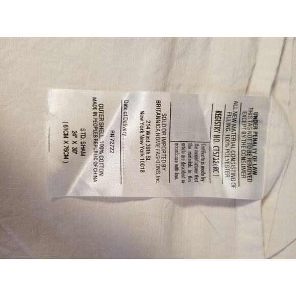 Britannica Home Fashions Set Of 2 Standard‎ Shams Pink Floral Patchwork Granny - Picture 2 of 7